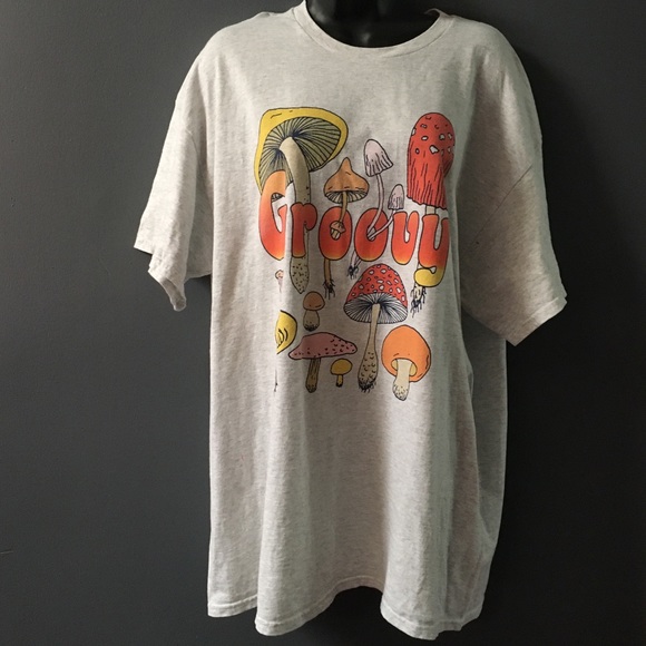 🍄Psychedelic shrooms 🍄🍄 A fun grey tee-Shirt - Picture 2 of 6